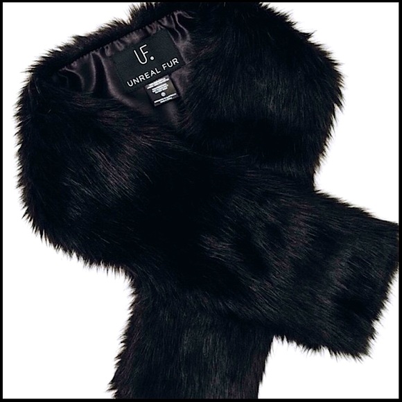 UNREAL FUR Black Stole Faux Fur Wrap Scarf - Picture 2 of 14